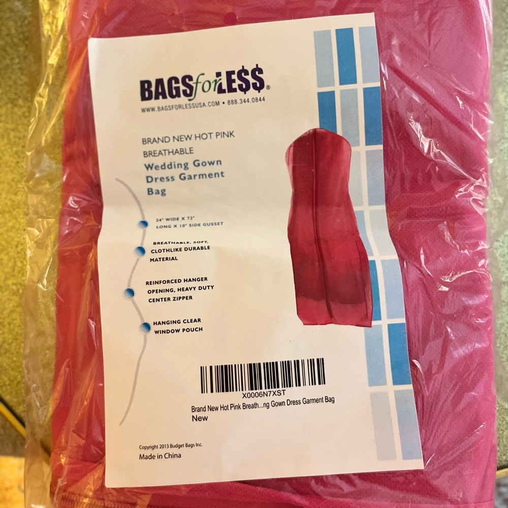￼ garment bag